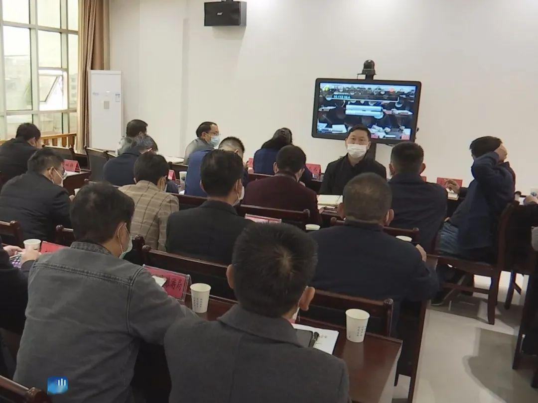 硬战！关键时刻谁能冷静应对
